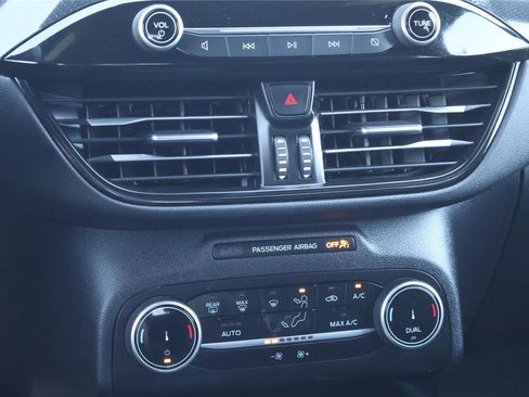 Used 2024 Ford Escape ST-Line w/ Equipment Group 301A image 22