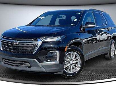 Used 2023 Chevrolet Traverse LT