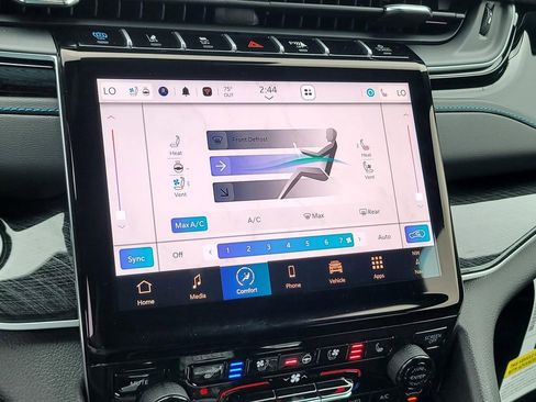 New 2025 Jeep Grand Cherokee Trailhawk AWD/4WD image 20
