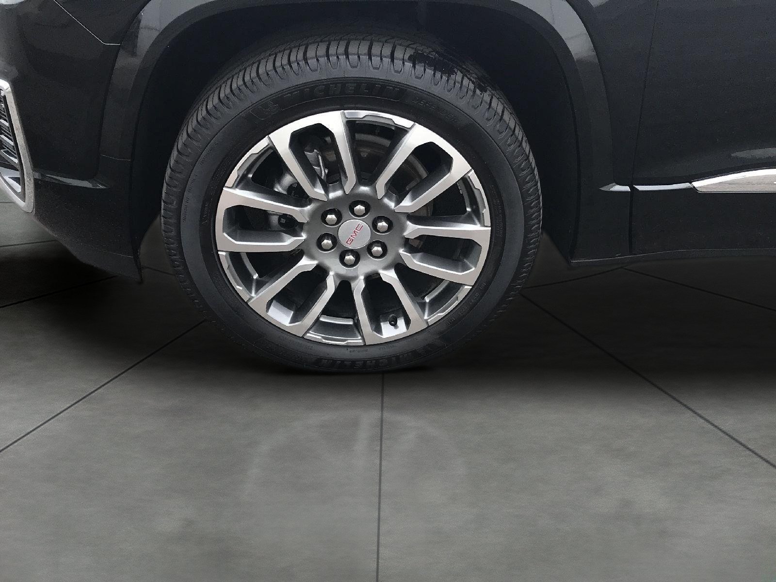 Used 2021 GMC Acadia Denali w/ Trailering Package AWD/4WD image 4