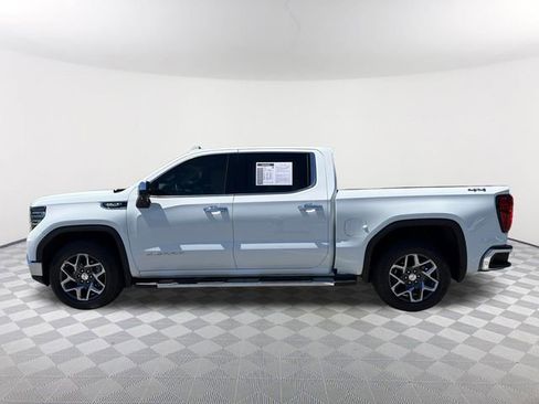Used 2025 GMC Sierra 1500 SLT w/ SLT Premium Package AWD/4WD image 8
