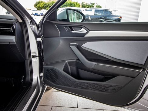 New 2026 Volkswagen Jetta SE image 44