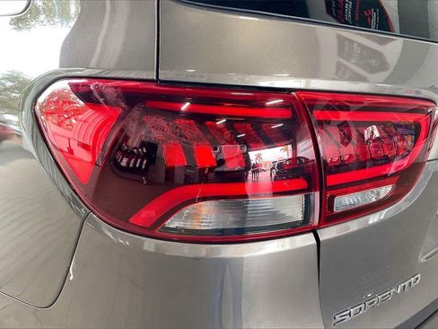 Used 2019 Kia Sorento EX w/ EX Touring Package image 18