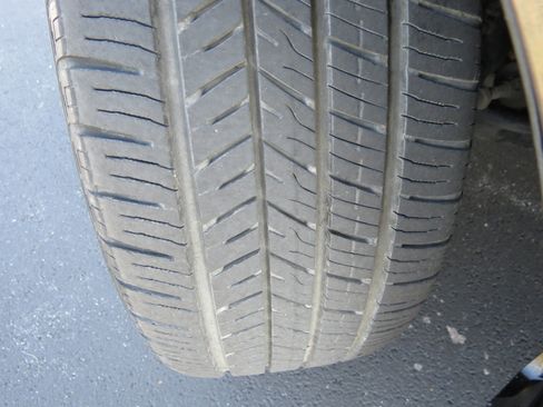 Used 2011 Honda Accord EX-L image 41