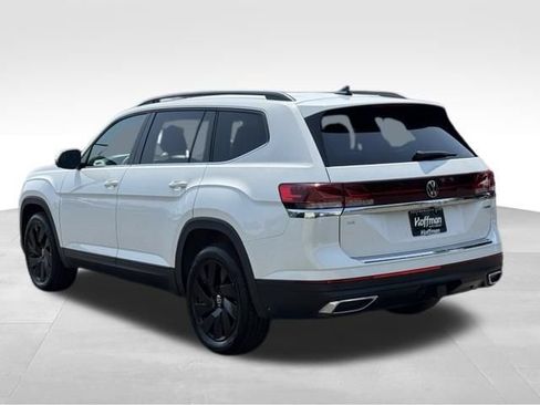 Used 2024 Volkswagen Atlas SE w/ Black Wheel Package AWD/4WD image 5