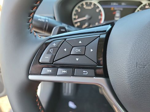 New 2025 Nissan Altima 2.5 SR w/ SR Premium Package image 28