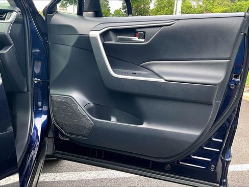 Used 2019 Toyota RAV4 XLE Premium w/ All Weather Liner Package AWD/4WD image 23