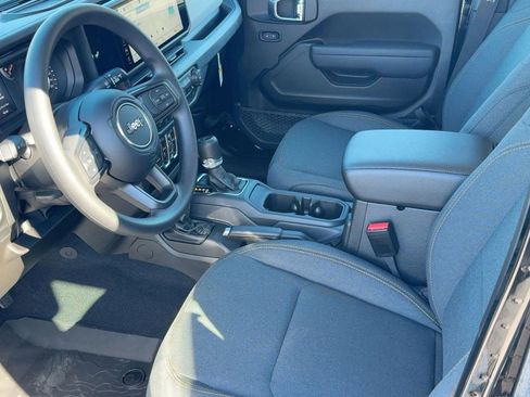 New 2026 Jeep Gladiator Sport image 20