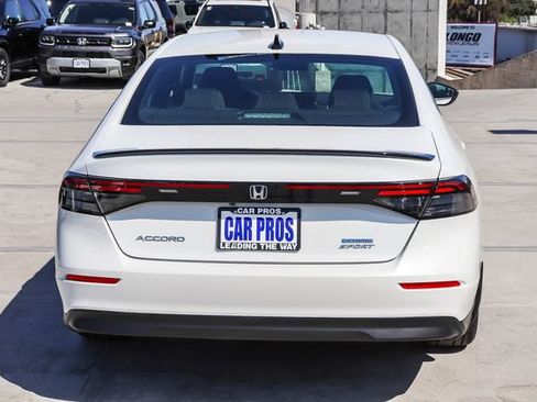 Used 2024 Honda Accord Sport image 11