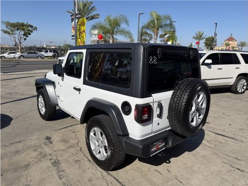Used 2020 Jeep Wrangler Sport AWD/4WD image 14