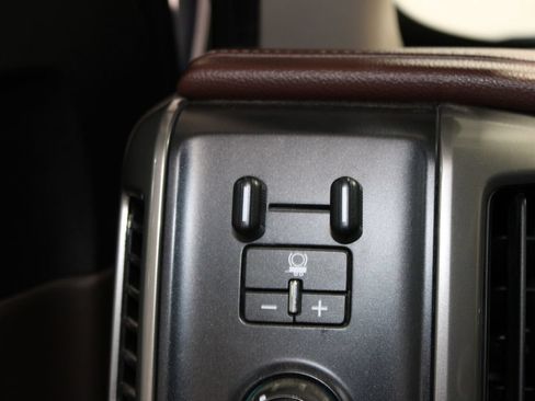Used 2019 Chevrolet Silverado 2500 High Country w/ Duramax Plus Package AWD/4WD image 41