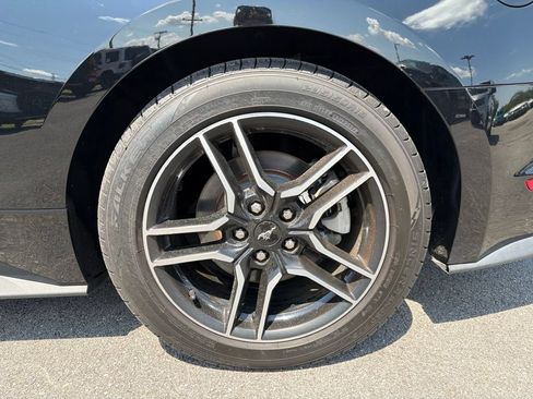 Used 2018 Ford Mustang Premium RWD image 12