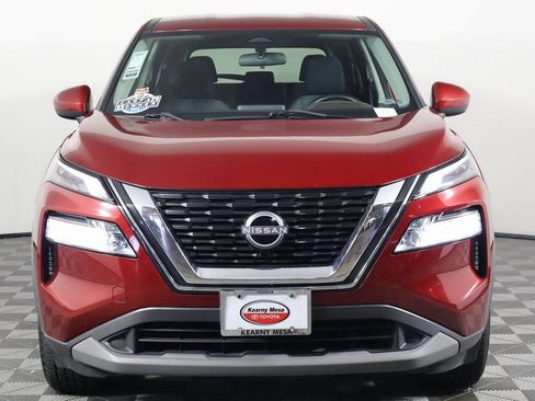 Used 2023 Nissan Rogue SV FWD image 2