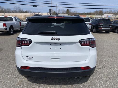 Certified 2022 Jeep Compass Altitude w/ Convenience Group image 4