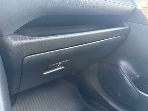 Used 2023 Toyota RAV4 AWD Hybrid image 36