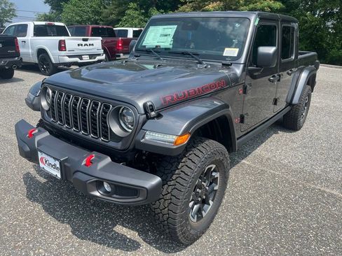 New 2025 Jeep Gladiator Rubicon w/ Convenience Group image 4