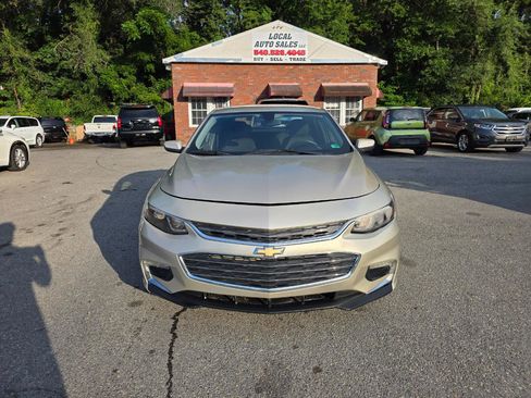 Used 2016 Chevrolet Malibu LT FWD image 2