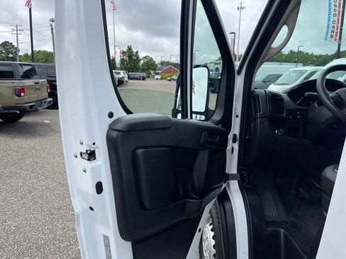 Used 2025 RAM ProMaster 3500 w/ Convenience Group FWD image 15