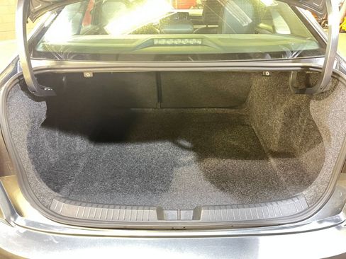 Used 2025 Volkswagen Jetta SE image 30