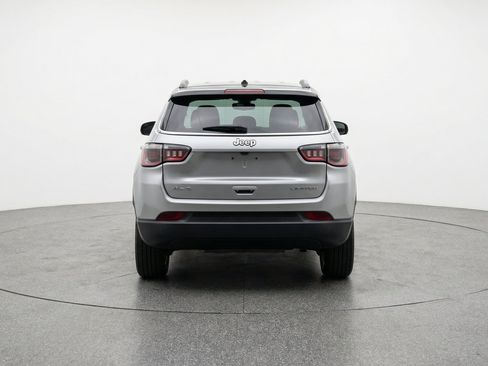Used 2025 Jeep Compass Limited AWD/4WD image 7