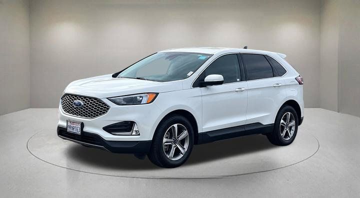 Used 2024 Ford Edge SEL w/ Convenience Package AWD/4WD image 2
