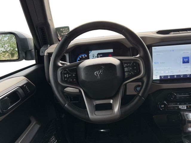 Used 2023 Ford Bronco Wildtrak AWD/4WD image 14