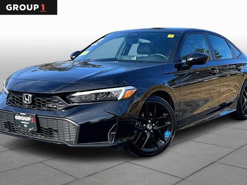 Used 2025 Honda Civic Sport image 1