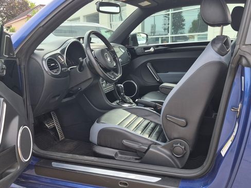 Used 2012 Volkswagen Beetle Turbo FWD image 11