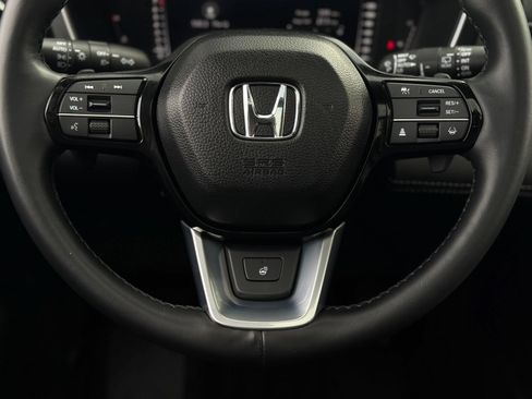 Certified 2025 Honda Pilot Elite image 17