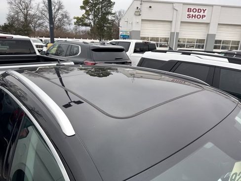 Used 2018 Audi Q5 2.0T Premium Plus w/ Premium Plus Package image 9