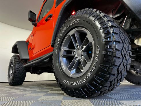 Used 2023 Jeep Wrangler Sport S image 28