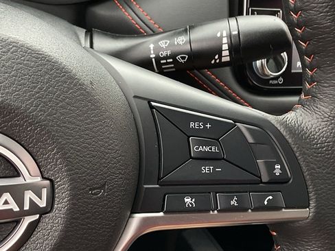 New 2025 Nissan Versa SR w/ Trunk Package image 22