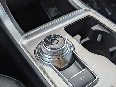 Certified 2023 Ford Edge SEL image 17