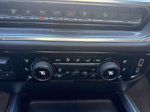 Used 2024 Chevrolet Silverado 2500 High Country w/ High Country Premium Package AWD/4WD image 27