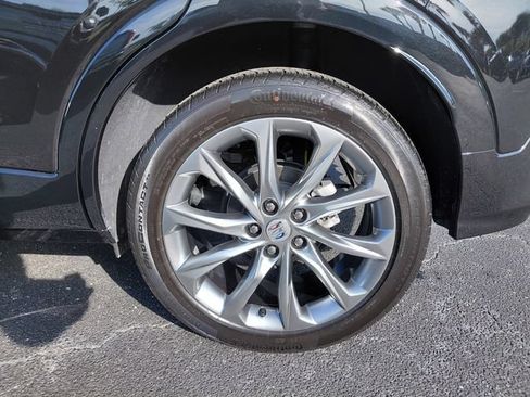 Used 2024 Buick Encore GX Avenir w/ Avenir Technology Package AWD/4WD image 6