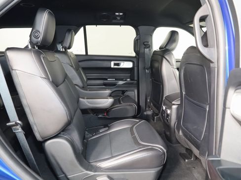 Used 2020 Ford Explorer ST w/ Premium Technology Package image 16