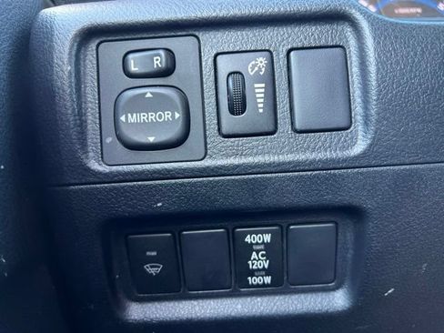 Used 2014 Toyota 4Runner SR5 AWD/4WD image 21