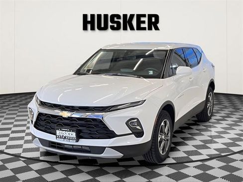 Certified 2023 Chevrolet Blazer LT w/ Driver Confidence Package image 3