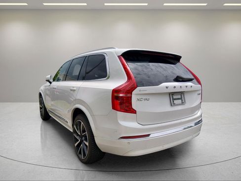 Used 2024 Volvo XC90 B6 Ultimate AWD/4WD image 7