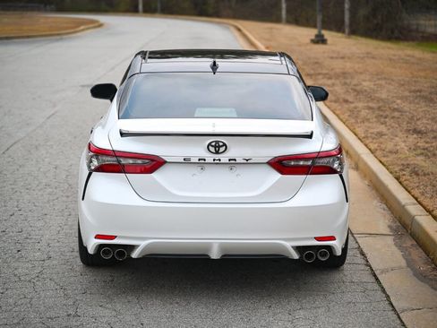 Used 2023 Toyota Camry XSE image 13