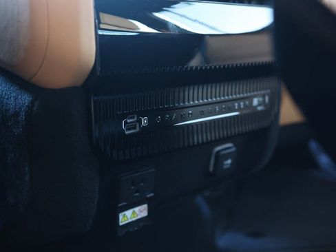 Used 2023 Jeep Grand Wagoneer Series III image 48