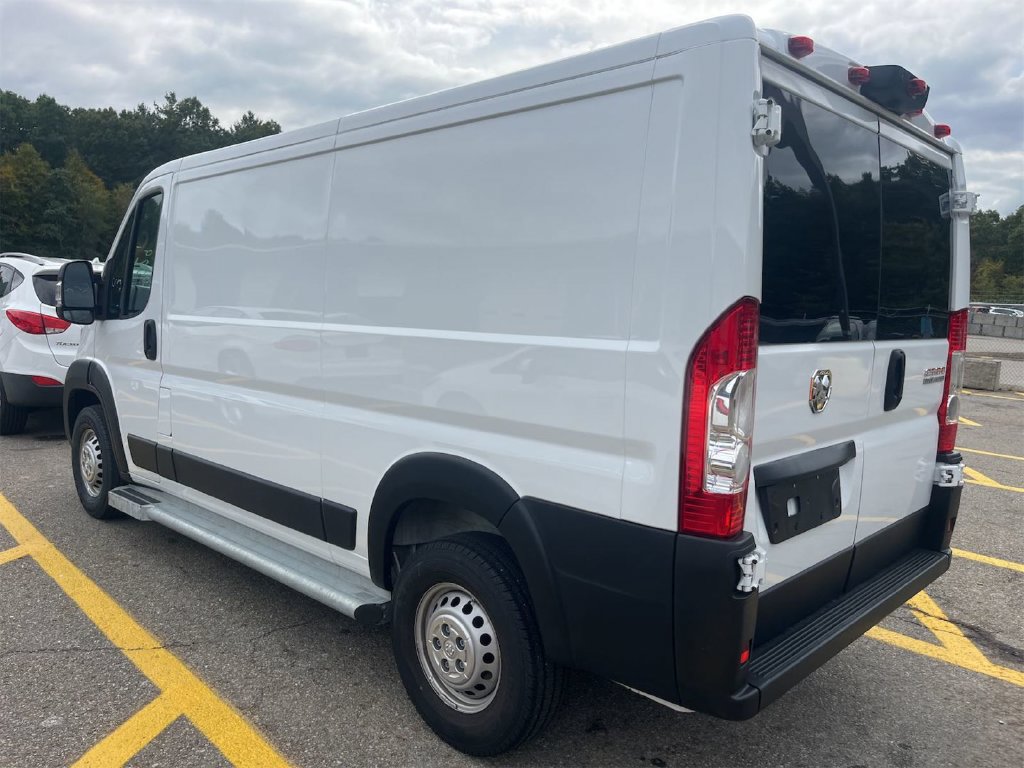Used 2025 RAM ProMaster 2500 w/ U-Haul Equipment Group FWD image 7