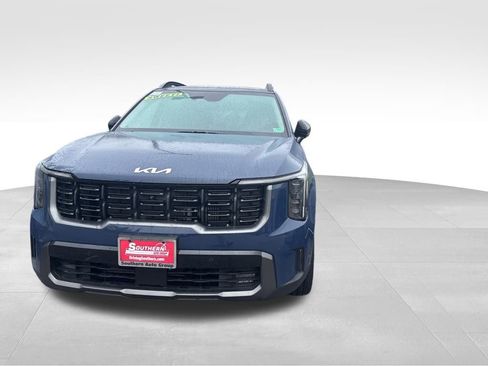 Used 2024 Kia Sorento SX image 4