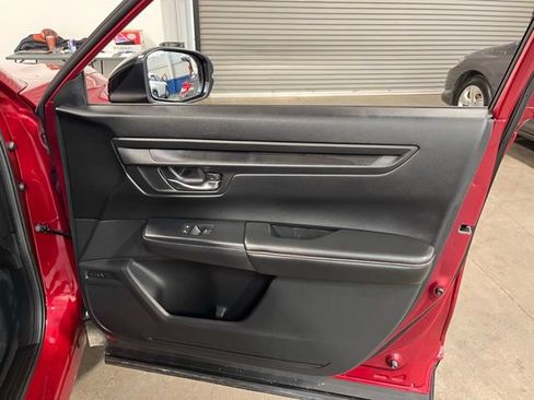 Used 2025 Honda CR-V Sport image 12