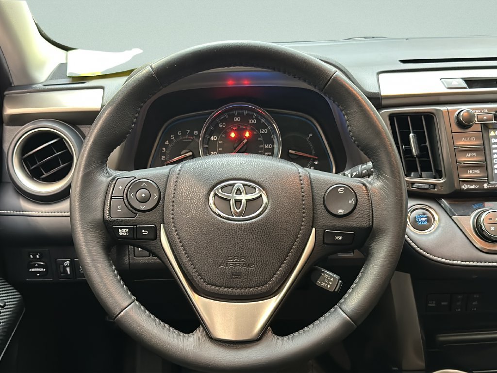 Used 2015 Toyota RAV4 Limited w/ Technology Package AWD/4WD image 27