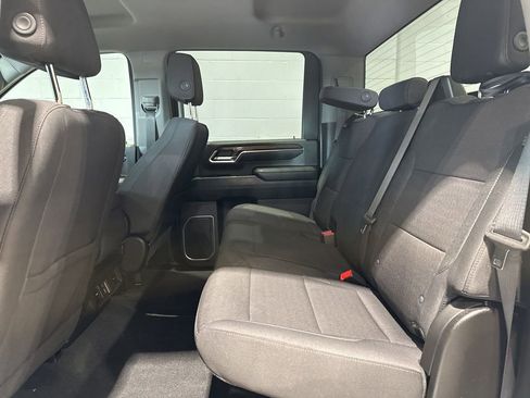 Used 2024 Chevrolet Silverado 2500 LT w/ Convenience Package AWD/4WD image 15