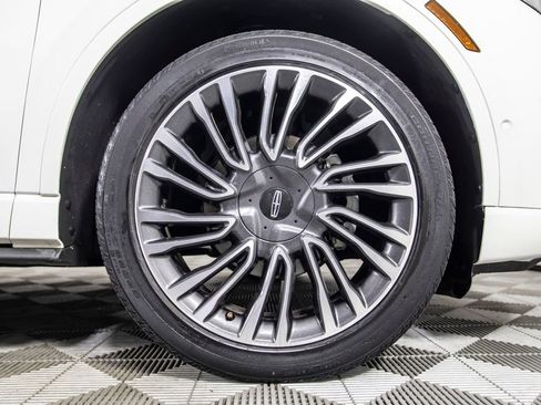 Used 2020 Lincoln Corsair Reserve w/ Equipment Group 202A AWD/4WD image 42