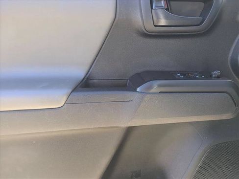 Certified 2020 Toyota Tacoma SR RWD image 11