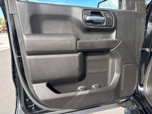 Used 2021 Chevrolet Silverado 1500 Custom AWD/4WD image 5