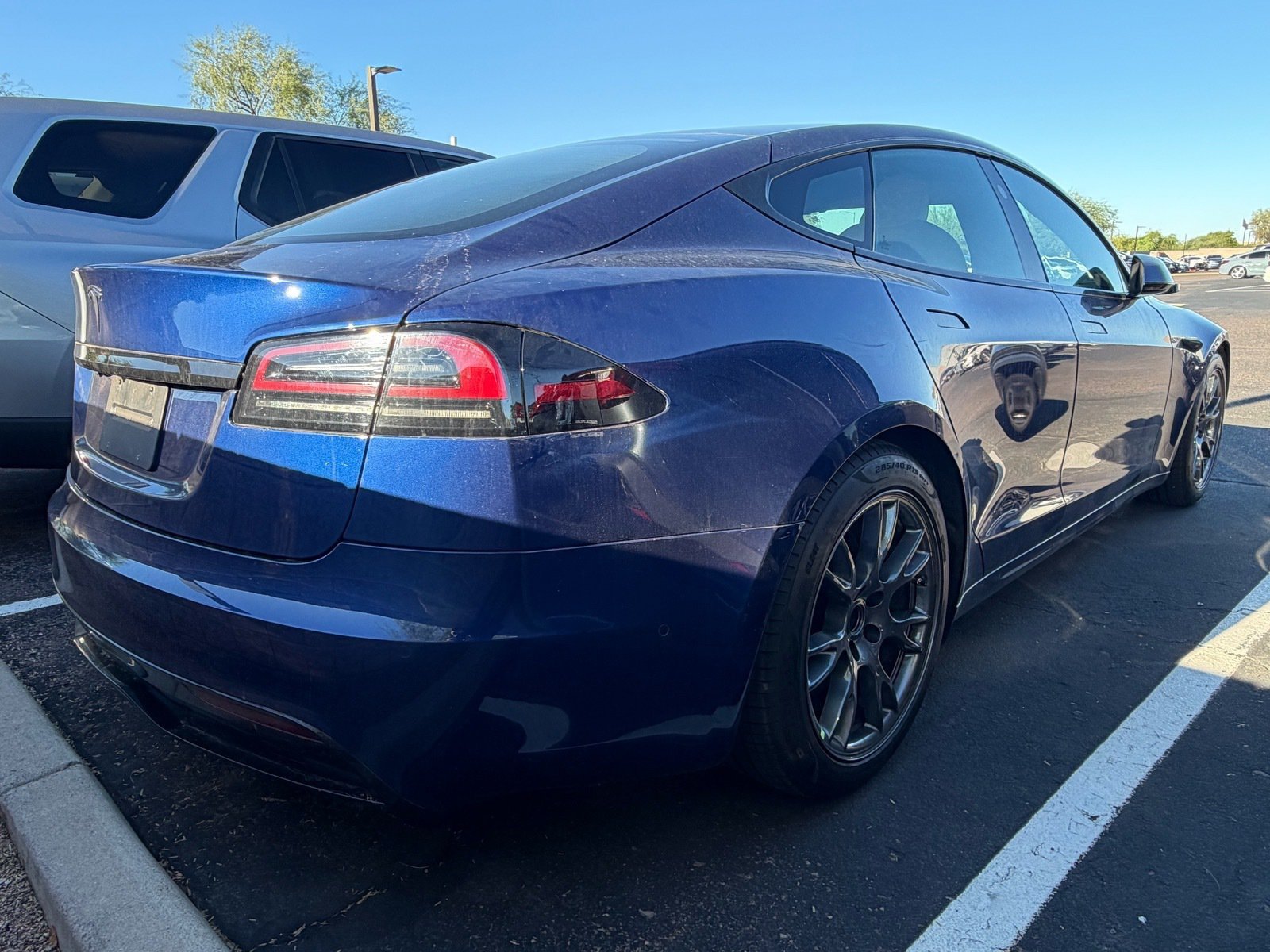 Used 2022 Tesla Model S AWD/4WD image 4